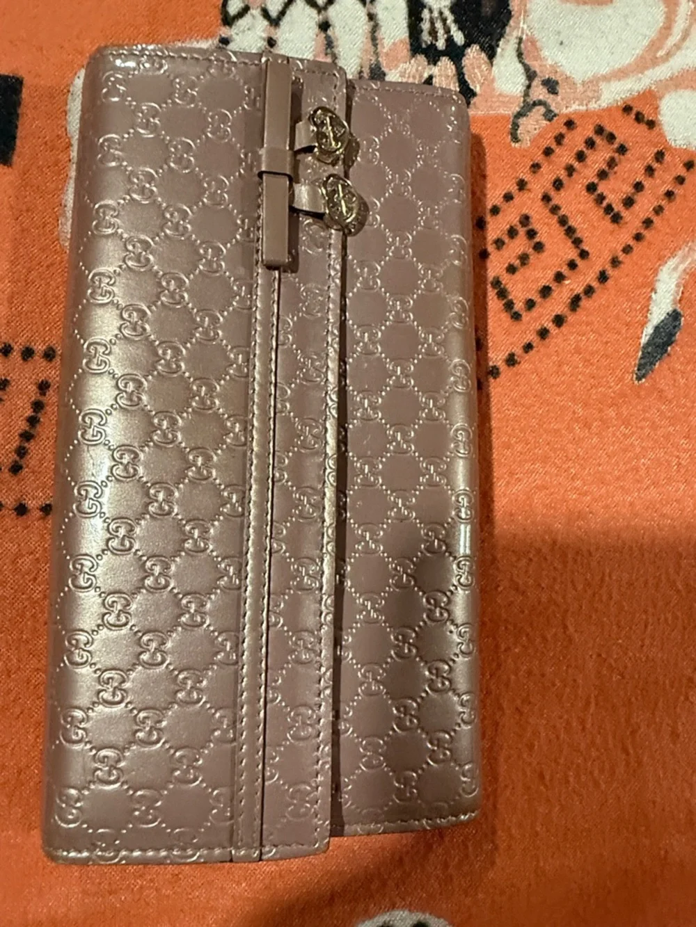 Gucci Embossed GG Continental Wallet in Dusty Rose Pink with Gold Accents - Picture 2 of 8